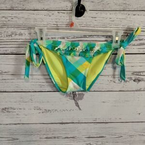 New Without tags. "Gossip Girl" woman's bikini bottoms